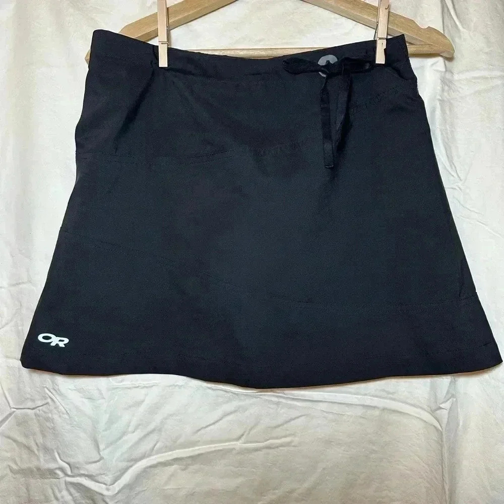 Outdoor Research Women’s Skort Skirt Size 4 Shorts Black Drawstring Pockets NICE